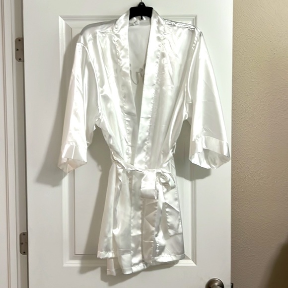 Bride Robe - Picture 2 of 2